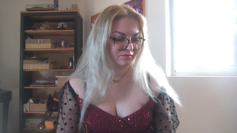 MistressMarlena's Streamate show and profile