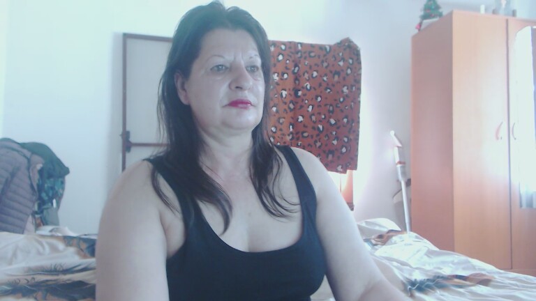 ExtasyMature's Streamate show and profile