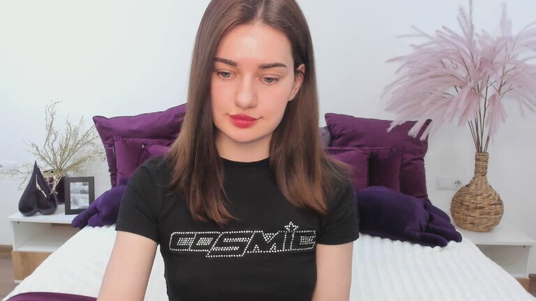 DemiLinda's Streamate show and profile