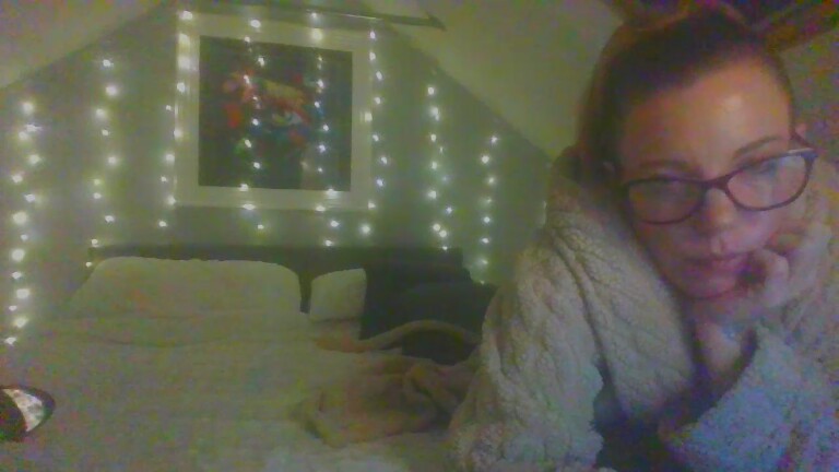 Lillyxx84's Streamate show and profile