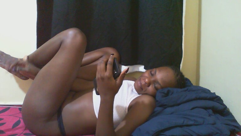 Teasequeen24's Streamate show and profile